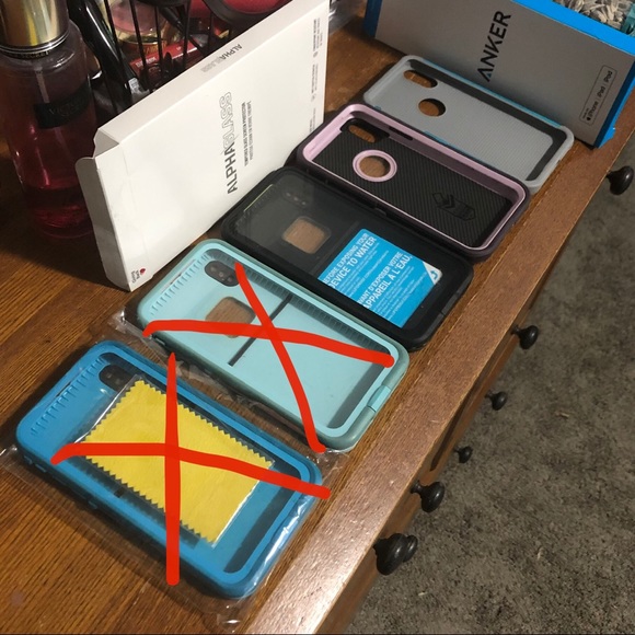 LifeProof Accessories - ⛔️SOLD DO NOT BUY⛔️